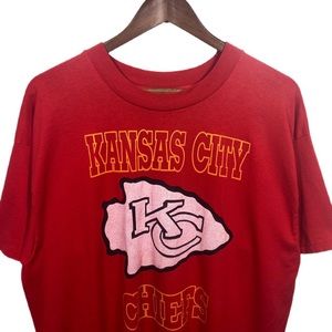 Vintage 90’s Kansas City Chiefs Graphic T-shirt size XL